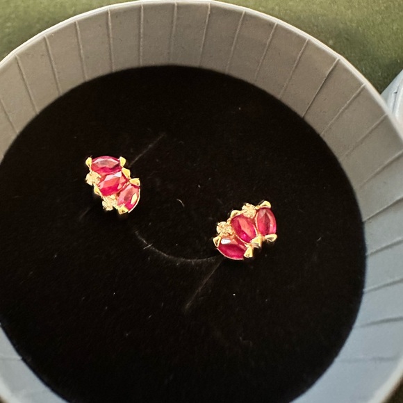 Stone and Strand Ruby Diamond Tiara Stud (x1) - Picture 6 of 6